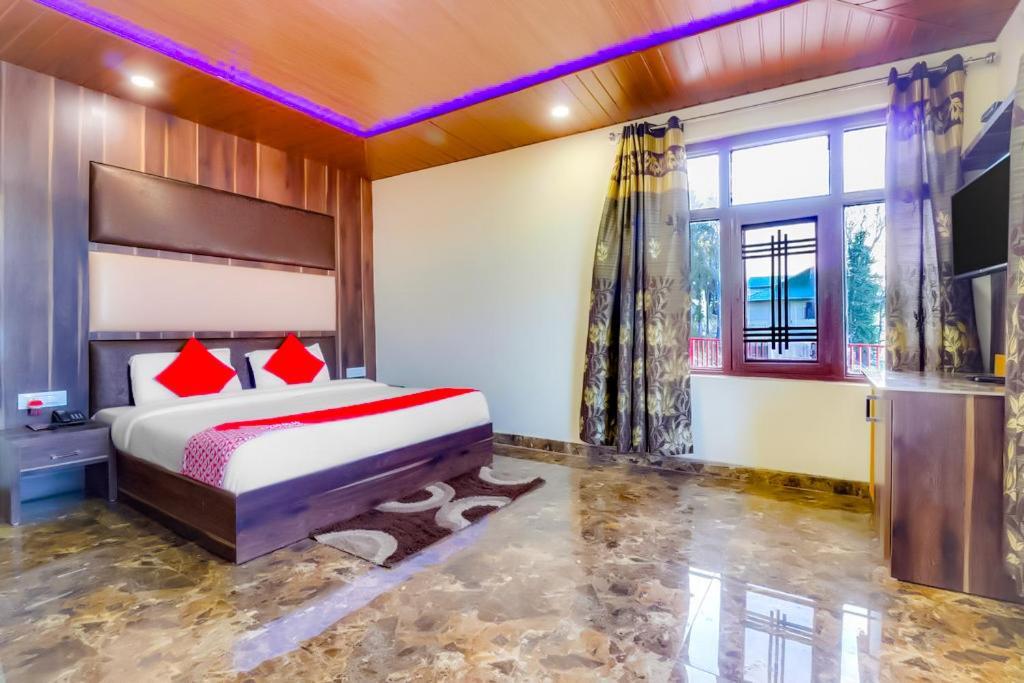 Hotel Himdhara, Далхаузи Екстериор снимка