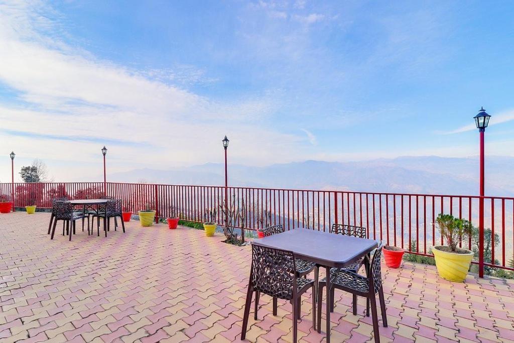 Hotel Himdhara, Далхаузи Екстериор снимка